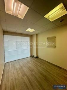 Louer Local commercial Chambery 30384 euros