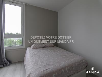 For rent Guyancourt 5 rooms 14 m2 Yvelines (78280) photo 2