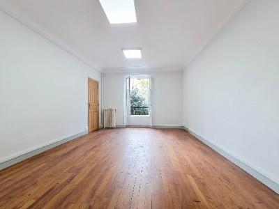 For rent Saint-denis Saint ouen sur seine 11 rooms 300 m2 Seine saint denis (93200) photo 3