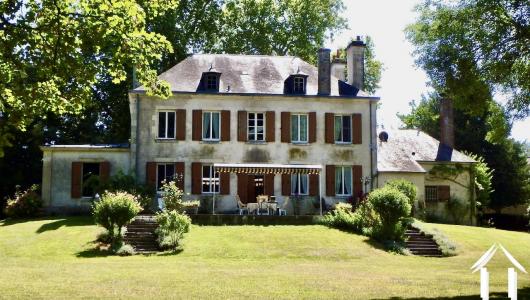 For sale Guerche-sur-l'aubois 10 rooms 305 m2 Cher (18150) photo 1