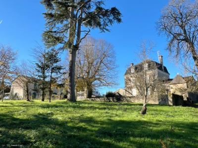 For sale Ruffec 8 rooms 180 m2 Charente (16700) photo 3