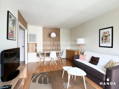 For rent Courbevoie 3 rooms 67 m2 Hauts de Seine (92400) photo 0