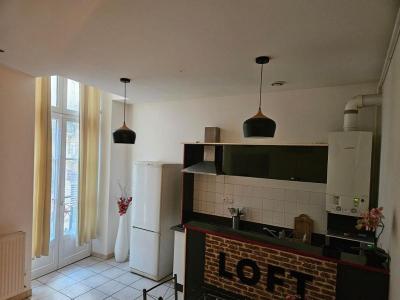 For rent Bordeaux 2 rooms 46 m2 Gironde (33000) photo 1