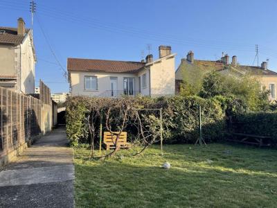 For sale Perigueux 6 rooms 161 m2 Dordogne (24000) photo 0