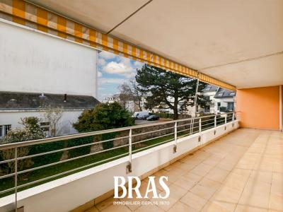 For sale Vannes 3 rooms 60 m2 Morbihan (56000) photo 0