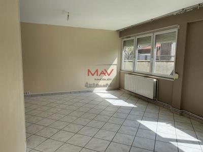 For rent Roubaix 3 rooms 70 m2 Nord (59100) photo 0