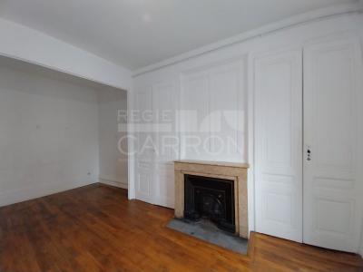 For rent Lyon-3eme-arrondissement 2 rooms 49 m2 Rhone (69003) photo 1