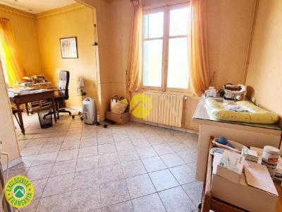 For sale Henrichemont 5 rooms 120 m2 Cher (18250) photo 4