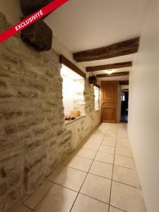 For sale Saint-laurent-la-roche 10 rooms 185 m2 Jura (39570) photo 2