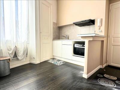 For rent Nimes 2 rooms 40 m2 Gard (30900) photo 3