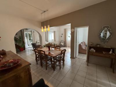 For sale Saint-pierre 6 rooms 194 m2 Reunion (97410) photo 2