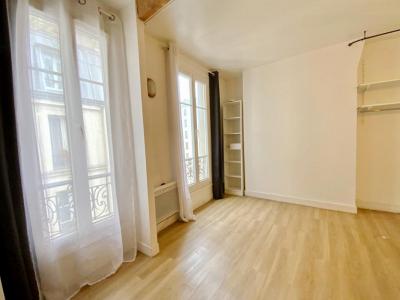 For sale Paris-10eme-arrondissement 1 room 29 m2 Paris (75010) photo 2