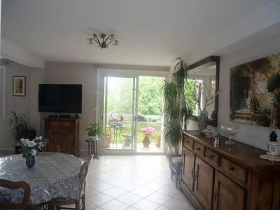 For rent Sainte-foy-les-lyon 3 rooms 67 m2 Rhone (69110) photo 2