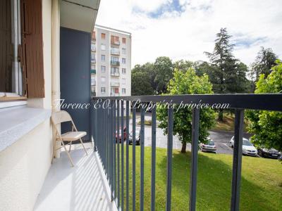 For sale Laval 2 rooms 47 m2 Mayenne (53000) photo 1