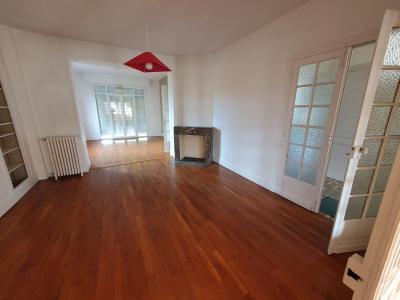 For sale Bourges 8 rooms 170 m2 Cher (18000) photo 2