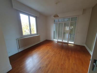 For sale Bourges 8 rooms 170 m2 Cher (18000) photo 3