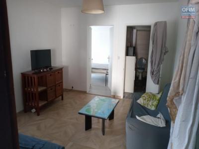 Rent for holidays Apartment Saint-gilles-les-hauts 