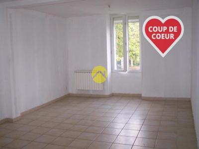 For sale Bourges 3 rooms 64 m2 Cher (18000) photo 2