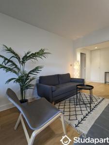 Annonce Location Appartement Paris-15eme-arrondissement 75