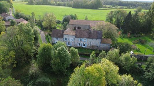 For sale Etouars 6 rooms 296 m2 Dordogne (24360) photo 2