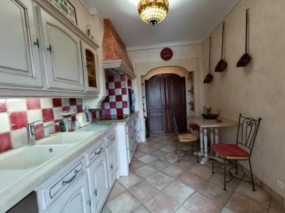 For sale Agen 5 rooms 170 m2 Lot et garonne (47000) photo 3