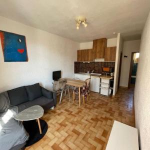 For sale Montpellier 2 rooms 30 m2 Herault (34000) photo 2