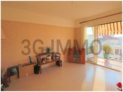 For sale Toulon 3 rooms 64 m2 Var (83000) photo 2