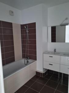 For rent Jassans-riottier 4 rooms 86 m2 Ain (01480) photo 3