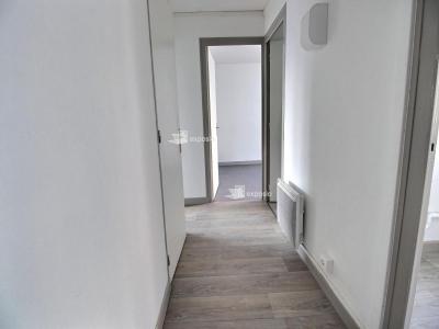 For rent Grenoble 4 rooms 62 m2 Isere (38000) photo 3