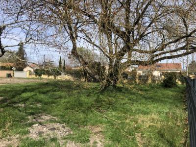 For sale Blanquefort 1005 m2 Gironde (33290) photo 0