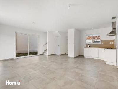 For sale Colombiers 4 rooms 109 m2 Herault (34440) photo 2