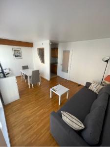 For sale VALMY 1 room 27 m2 Val de Marne (94220) photo 1