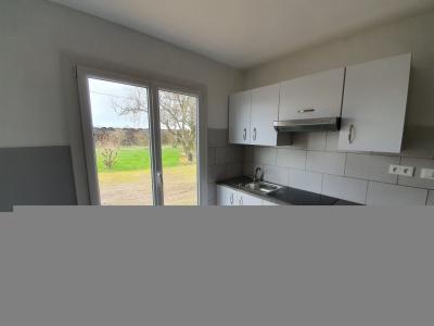 For sale CALME 4 rooms 79 m2 Ain (01320) photo 2