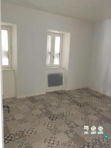 Louer Appartement 45 m2 Saint-victor