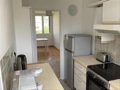 For rent Maisons-alfort 2 rooms 42 m2 Val de Marne (94700) photo 2