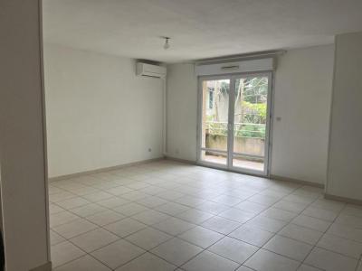 For rent Toulouse 3 rooms 63 m2 Haute garonne (31100) photo 2