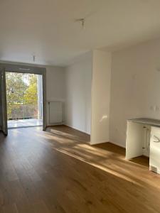 For rent Alfortville 3 rooms 63 m2 Val de Marne (94140) photo 2