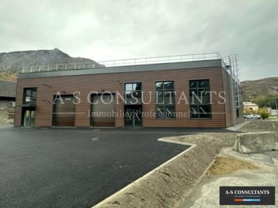 Louer Commerce Saint-michel-de-maurienne 22020 euros