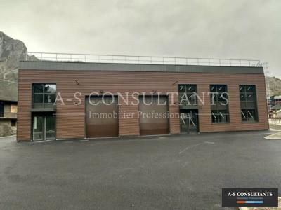 Louer Local commercial Saint-michel-de-maurienne 22020 euros