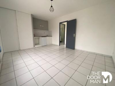 For rent Sainte-pazanne 2 rooms 31 m2 Loire atlantique (44680) photo 0