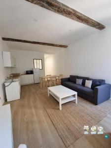 For rent Toulon 2 rooms 49 m2 Var (83000) photo 0