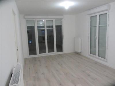 Louer Appartement 42 m2 Blanc-mesnil