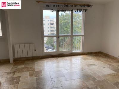 For sale Pantin 3 rooms 65 m2 Seine saint denis (93500) photo 1