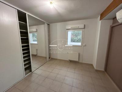 For sale Saint-martin-de-crau 2 rooms 48 m2 Bouches du Rhone (13310) photo 1