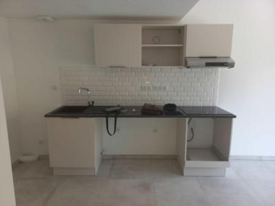 Louer Appartement 43 m2 Sete