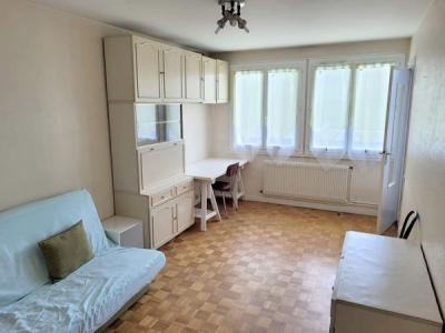 For rent Clermont-ferrand 1 room 35 m2 Puy de dome (63000) photo 3