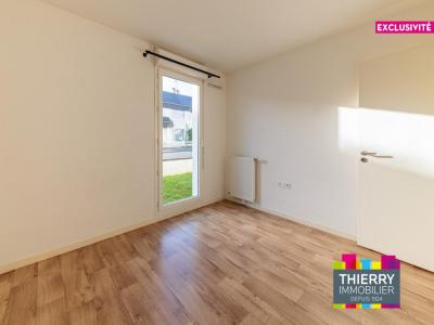 For sale Nantes 2 rooms 41 m2 Loire atlantique (44100) photo 2