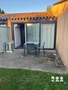 For rent Arles 1 room 32 m2 Bouches du Rhone (13200) photo 3