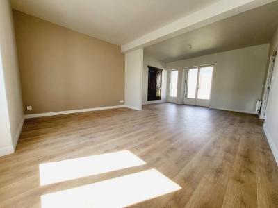 For sale Mereville 4 rooms 98 m2 Essonne (91660) photo 1