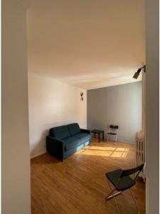 For rent Issy-les-moulineaux 1 room 22 m2 Hauts de Seine (92130) photo 0